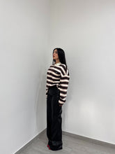 Carica l&#39;immagine nel visualizzatore di Gallery, PANTALONI SIMILPELLE NERO
