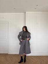 Carica l&#39;immagine nel visualizzatore di Gallery, BERMUDA OVER JUST GRIGIO
