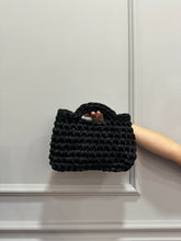 Carica l&#39;immagine nel visualizzatore di Gallery, BAG CROCHET CINDY
