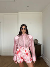 Carica l'immagine nel visualizzatore di Gallery, CAMICIA VELATA SPALLINE ROSA
