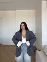 Carica l'immagine nel visualizzatore di Gallery, BLAZER OVER GRIGIO MANICA CONTRASTO
