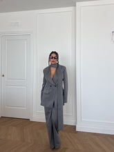 Carica l&#39;immagine nel visualizzatore di Gallery, TAILLEUR FLAVIA GRIGIO
