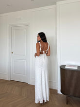 Carica l'immagine nel visualizzatore di Gallery, ABITO CHARLOTTE BIANCO
