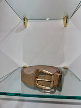 Carica l'immagine nel visualizzatore di Gallery, CINTURA SUEDE BEIGE
