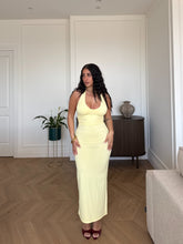 Carica l'immagine nel visualizzatore di Gallery, ABITO MANILA GIALLO
