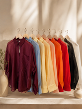 Carica l'immagine nel visualizzatore di Gallery, CAMICIA VELATA (vari colori)
