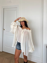 Carica l'immagine nel visualizzatore di Gallery, BLUSA BOHEME PANNA

