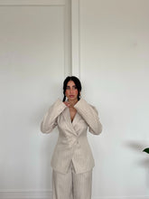 Carica l'immagine nel visualizzatore di Gallery, TAILLEUR GESSATO BEIGE
