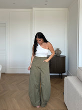 Carica l'immagine nel visualizzatore di Gallery, PANTALONI IVY VERDE MILITARE
