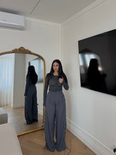 Carica l'immagine nel visualizzatore di Gallery, PANTALONI STRINGHE GRIGIO
