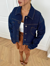 Carica l&#39;immagine nel visualizzatore di Gallery, GIACCA DENIM HEARTS

