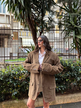 Carica l'immagine nel visualizzatore di Gallery, BLAZER VINTAGE 10 CAMEL A COSTINE
