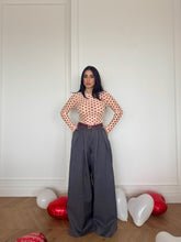 Carica l'immagine nel visualizzatore di Gallery, MAGLIA VELATA GIALLO CUORI
