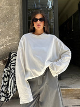 Carica l'immagine nel visualizzatore di Gallery, MAGLIA LONGSLEEVE LUMINA BIANCA
