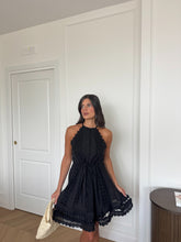 Carica l'immagine nel visualizzatore di Gallery, ABITO CORTO LOLA NERO
