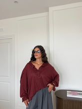 Carica l'immagine nel visualizzatore di Gallery, MAGLIA SERAFINA BORDEAUX
