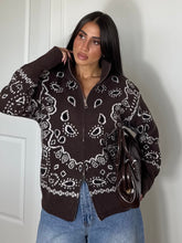 Carica l'immagine nel visualizzatore di Gallery, PULLOVER PAISLEY MARRONE
