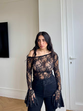 Carica l'immagine nel visualizzatore di Gallery, MAGLIA PIZZO VALERY NERO
