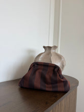Carica l'immagine nel visualizzatore di Gallery, BAG POCHETTE
