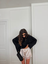 Carica l&#39;immagine nel visualizzatore di Gallery, SHORTS SATIN PIZZO AVORIO
