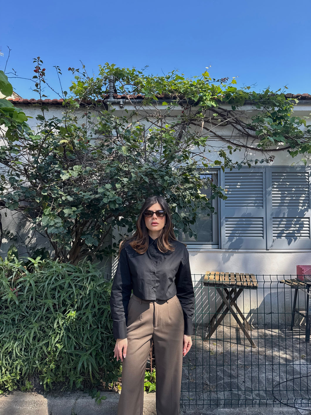 CAMICIA CROP NERO