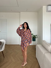 Carica l'immagine nel visualizzatore di Gallery, DRESS PORTAFOGLIO QUADRI ARANCIONE

