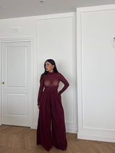 Carica l&#39;immagine nel visualizzatore di Gallery, PANTALONI PALAZZO CON PINCES BORDEAUX
