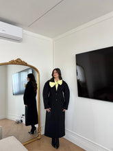 Carica l'immagine nel visualizzatore di Gallery, CAPPOTTO SFIANCATO LUMINA NERO
