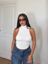 Carica l'immagine nel visualizzatore di Gallery, BODY COLLO ALTO BIANCO
