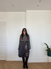 Carica l'immagine nel visualizzatore di Gallery, BERMUDA BAGGY FOULARD GRIGIO
