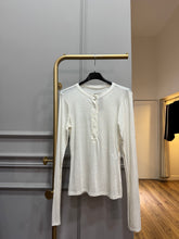 Carica l'immagine nel visualizzatore di Gallery, MAGLIA BOTTONCINI LUCY
