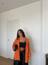 Carica l'immagine nel visualizzatore di Gallery, CAMICIA CAPPUCCIO ARANCIONE
