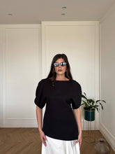 Carica l'immagine nel visualizzatore di Gallery, BLUSA AURA NERO
