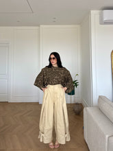 Carica l'immagine nel visualizzatore di Gallery, PANTALONI OVER FLOW BEIGE
