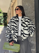 Carica l'immagine nel visualizzatore di Gallery, BOMBER ZEBRA SOFT LUMINA
