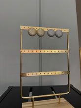 Carica l&#39;immagine nel visualizzatore di Gallery, ORECCHINI BOTTONE STRASS
