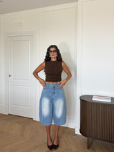 Carica l'immagine nel visualizzatore di Gallery, BERMUDA OVER JEANS CHIARO
