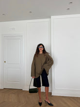 Carica l&#39;immagine nel visualizzatore di Gallery, MAGLIA OVER CARMEN VERDE
