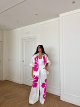 Carica l&#39;immagine nel visualizzatore di Gallery, PANTALONE FIORE FUCSIA LUMINA
