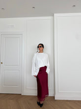 Carica l&#39;immagine nel visualizzatore di Gallery, GONNA SATIN PIZZO BORDEAUX
