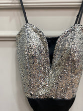 Carica l&#39;immagine nel visualizzatore di Gallery, BODY SCOLLO A V PAILLETTES
