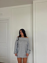 Carica l'immagine nel visualizzatore di Gallery, VESTITO MINI IN FELPA GRIGIO
