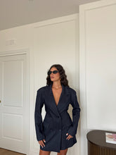 Carica l'immagine nel visualizzatore di Gallery, GIACCA VESTITO DENIM GESSATO
