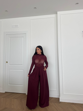 Carica l&#39;immagine nel visualizzatore di Gallery, PANTALONI PALAZZO CON PINCES BORDEAUX
