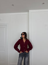 Carica l&#39;immagine nel visualizzatore di Gallery, CARDIGAN IN MAGLIA LINDA BORDEAUX
