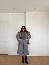 Carica l&#39;immagine nel visualizzatore di Gallery, BERMUDA OVER JUST GRIGIO
