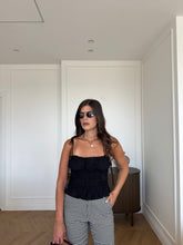 Carica l'immagine nel visualizzatore di Gallery, TOP ROSES ROUCHES NERO
