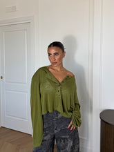 Carica l'immagine nel visualizzatore di Gallery, MAGLIA SERAFINO CROP (vari colori)
