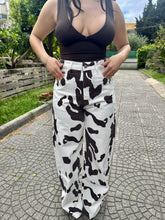 Carica l&#39;immagine nel visualizzatore di Gallery, JEANS COW
