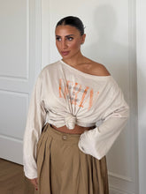 Carica l'immagine nel visualizzatore di Gallery, MAGLIA SCOLLO A BARCA BEIGE
